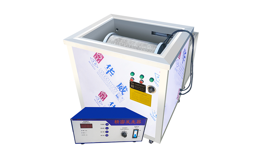 工業(yè)超聲波清洗機(jī)（粗清+精洗 、去污、除油、除銹、除蠟）支持非標(biāo)定做
工業(yè)超聲波清洗機(jī)
